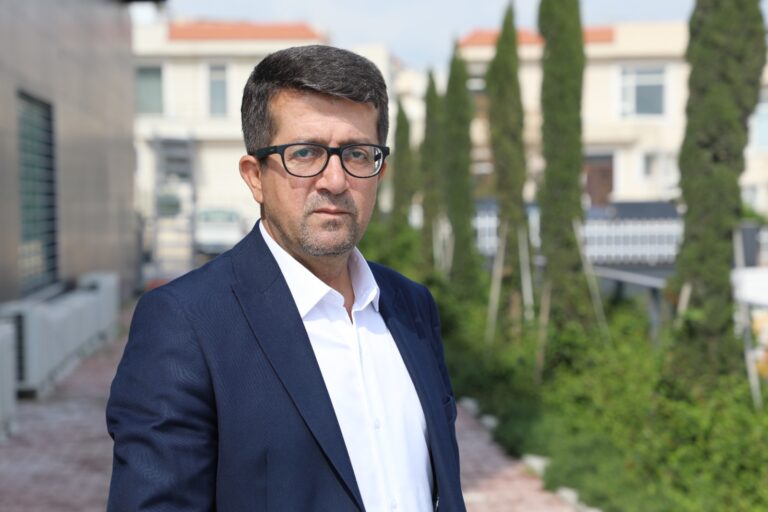 البيت الكوردي والفرصة الذهبية