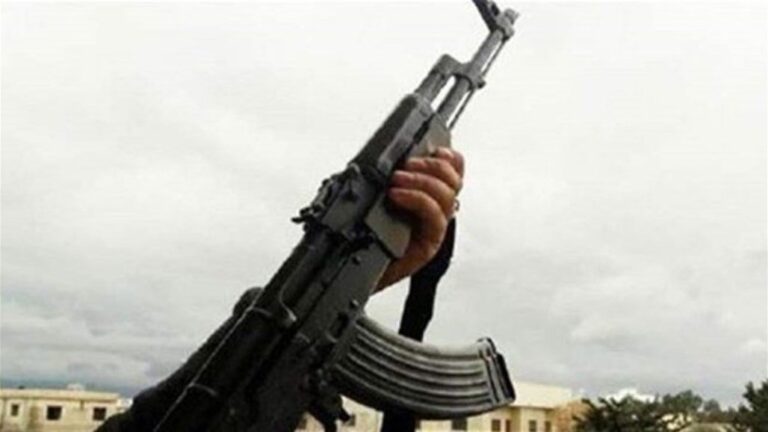 الرمي العشوائي .. ظاهرة قديمة تنبذها العشائر ويعاقب عليها القانون