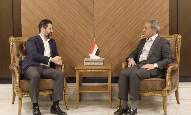 طالباني يبحث مع زيدان مقاضاة الجهة المسؤولة عن قصف مطار السليمانية