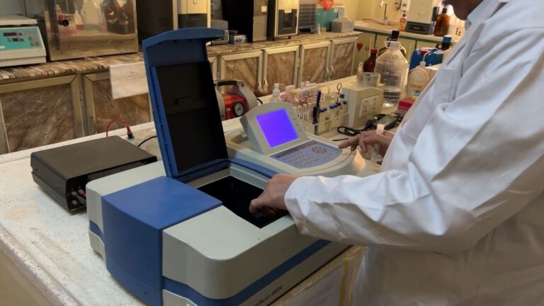 النتاج العلمي .. بسبب قلة الدعم براءات اختراع الجامعات مركونة على الرفوف