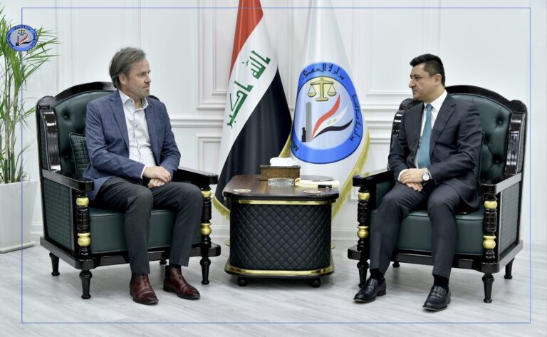 العدل توجه بدعم النزلاء من ذوي الإعاقة