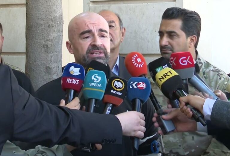 طالباني يخصص خطاً ساخناً لاستقبال شكاوى المواطنين