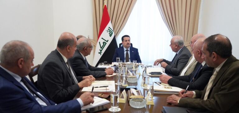 رئيس الوزراء: اعتماد المواصفات العالية بتأهيل مطار بغداد الدولي