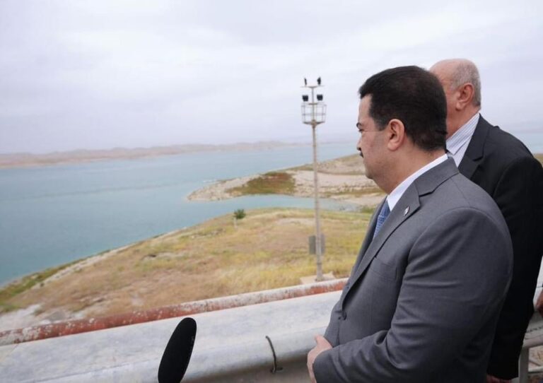 السوداني يوجه بمواصلة أعمال تحشية جسد سدّ الموصل دون تلكؤ