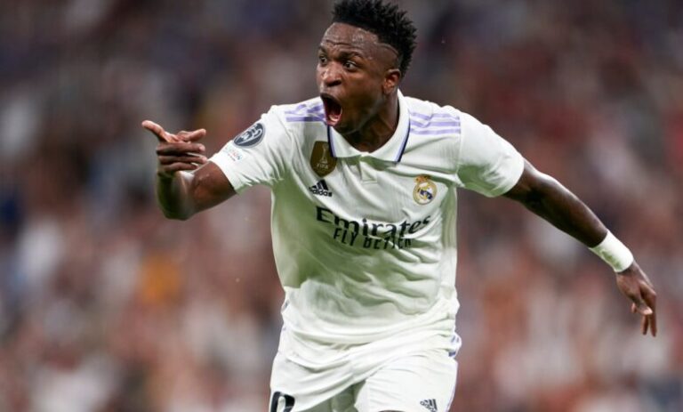 أنشلوتي: فينيسيوس جونيور لن يرحل عن الفريق الملكي