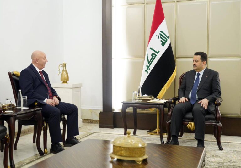 نظراً لأهميتها .. السوداني: الحكومة تتوجه نحو الاستثمار في الطاقة المتجددة