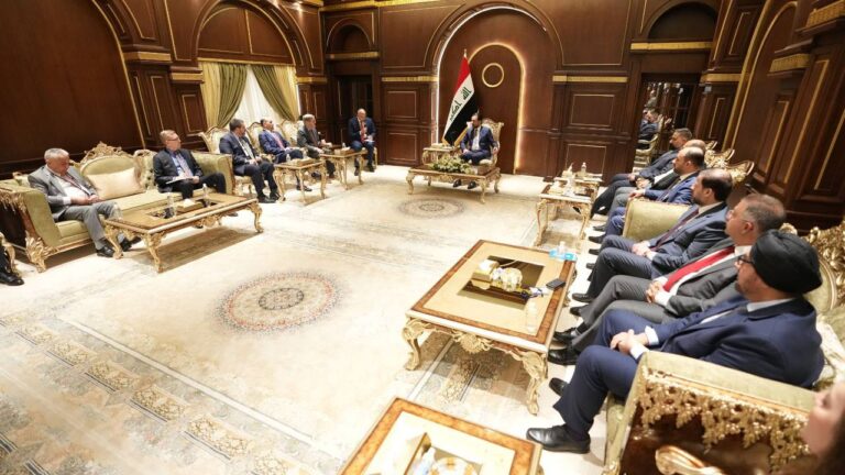 الحلبوسي لوفد أميركي: الظروف مهيئة للعمل الاقتصادي في العراق