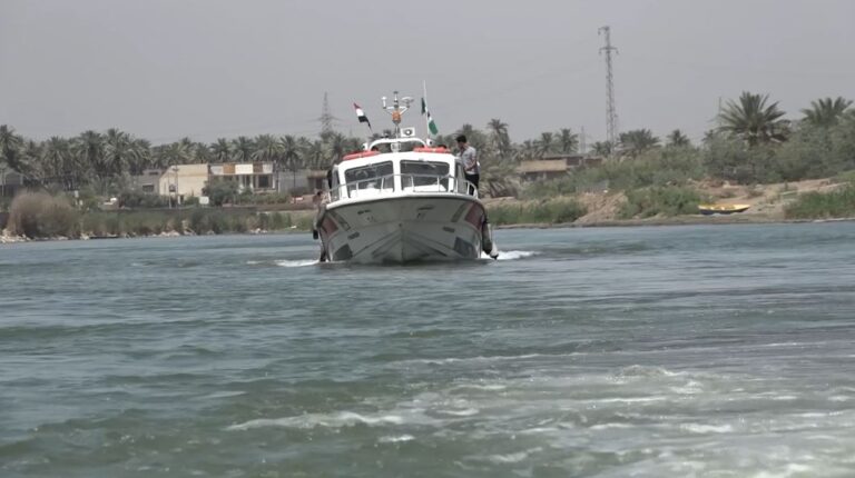 إطلاق مشروع التاكسي النهري في بابل