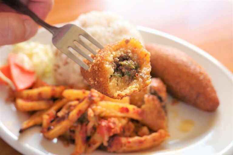 بيت للثقافة.. مطعم كردي في قلب طوكيو