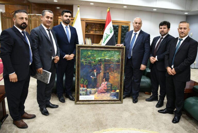 الثقافة تجري مباحثات عن مشاريع ثقافية في محافظات الإقليم