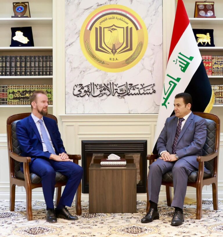 الأعرجي لسفير الاتحاد الأوربي : العراق لن يكون مع أي طرف ضد الآخر