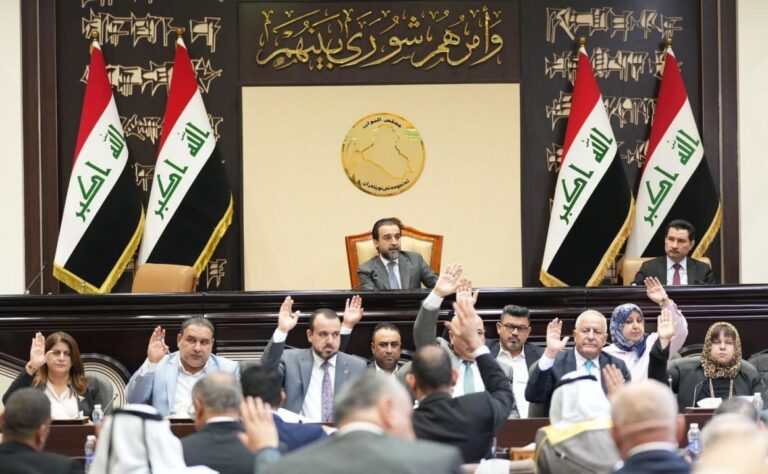 البرلمان يرفع جلسته ليوم غد الاثنين