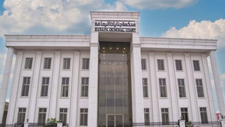 السجن 10 سنوات بحق مدانين قاموا بتسجيل سيارات غير اصولية من بينهم ضباط