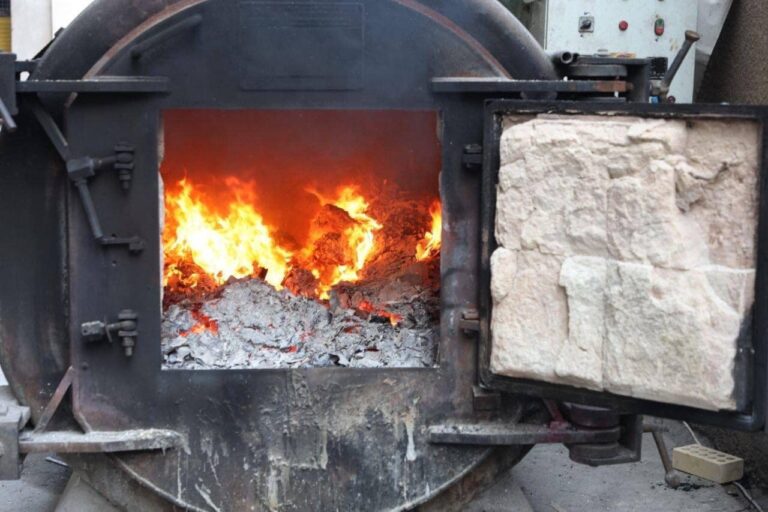 الطب العدلي: إتلاف كميات من المخدرات والمؤثرات العقلية