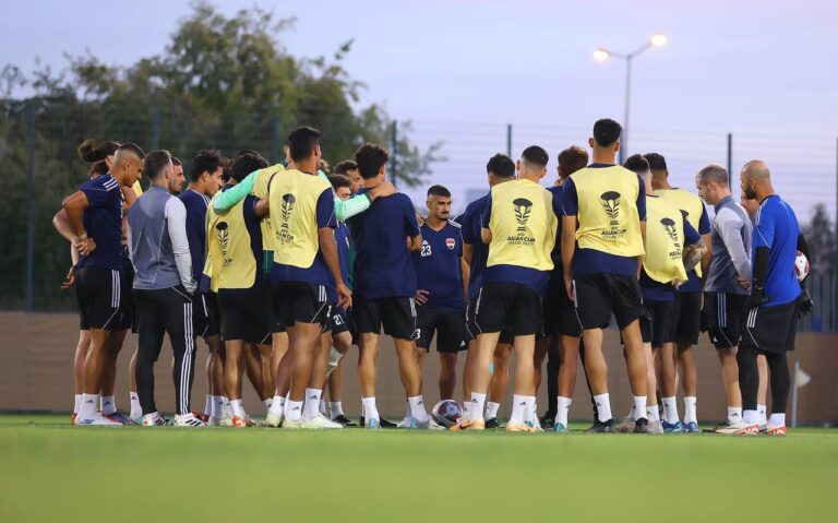 المنتخب الوطني يختتم تحضيراته قبل مواجهة الأردن