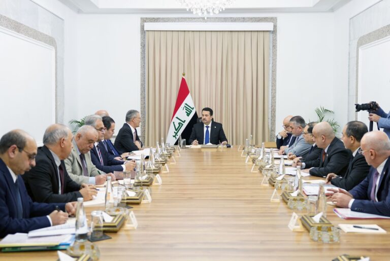 “ما زال يشكل العمود الفقري”.. السوداني يشدد على تطوير القطاع النفطي