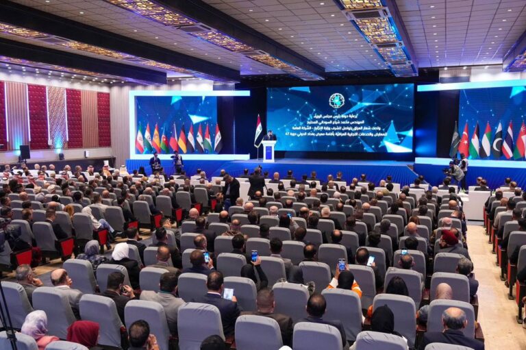 رئيس الوزراء يعلن بدء مسيرة التنمية من أجل عراق قوي مستقر ومزدهر