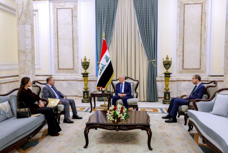 رئيس الجمهورية: ضرورة تفعيل فقرات قانون الناجيات الإيزديات وغلق مخيمات النازحين