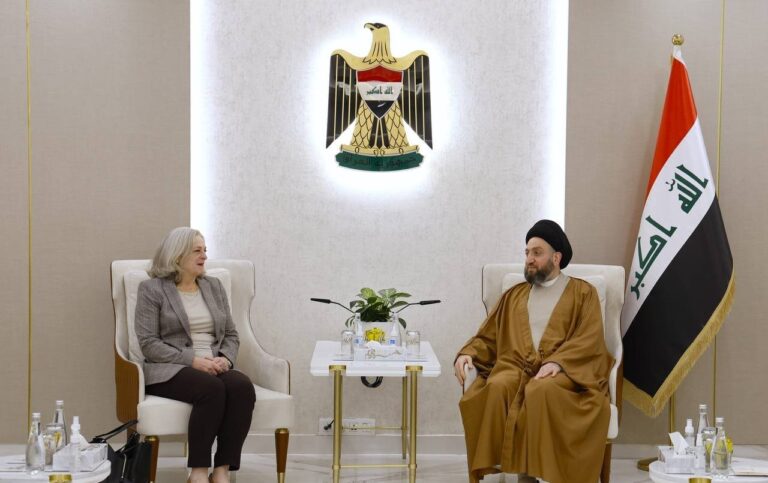 الحكيم للسفيرة الأمريكية: ضرورة إلتزام الجدية في مفاوضات انهاء مهام التحالف