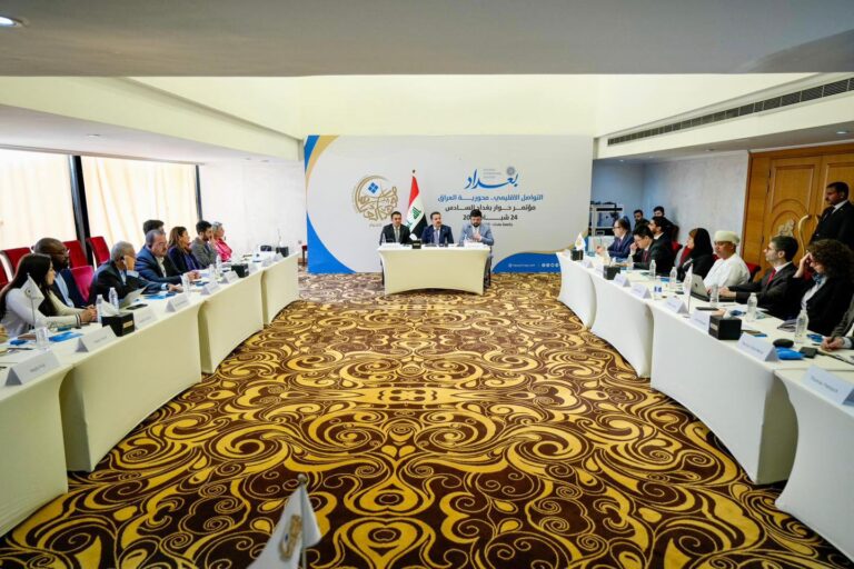 رئيس الوزراء: الحكومة وضعت هدفاً أساسياً يتمثل في بناء الثقة مع الشارع العراقي