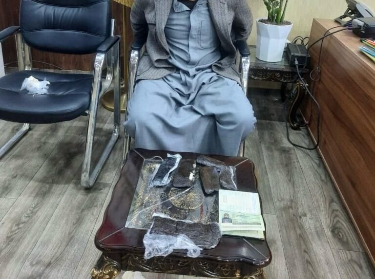 ضبط مسافرين عراقيين بمنفذ الشلامجة بحوزتهما (550) غرام من مادة الترياك المخدرة