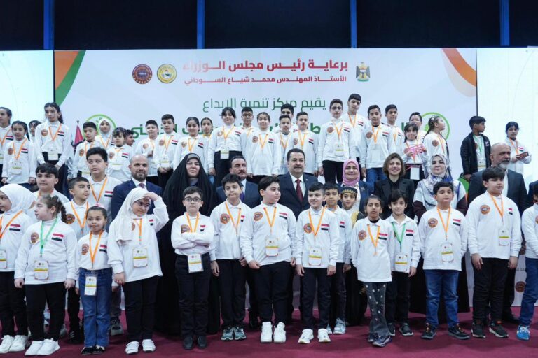 السوداني يطلق مبادرة مجانية لشمول 2000 تلميذ من الأيتام بالبرامج الإبداعية