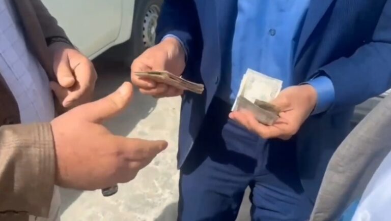 النــزاهـة: ضـبط مدير شــرطــة الأحــداث في النجــف متلبّساً بجريمة الرشوة