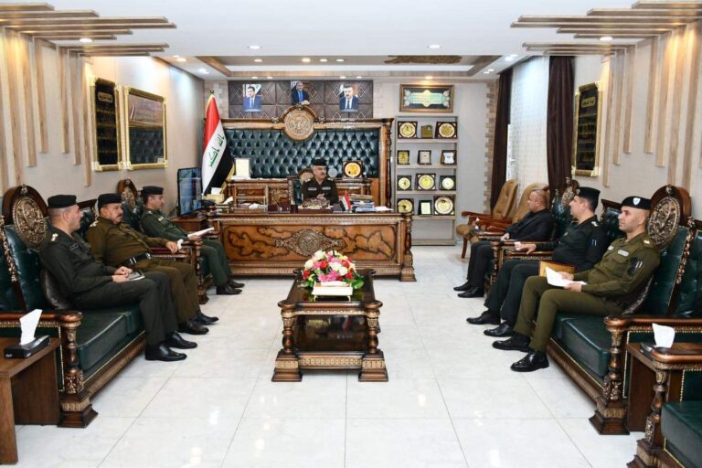 شرطة كركوك تبحث إجراءات ملف حصر السلاح بيد الدولة