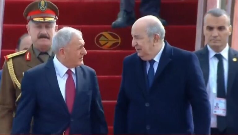 رئيس الجمهورية عبد اللطيف جمال رشيد يصل إلى الجزائر