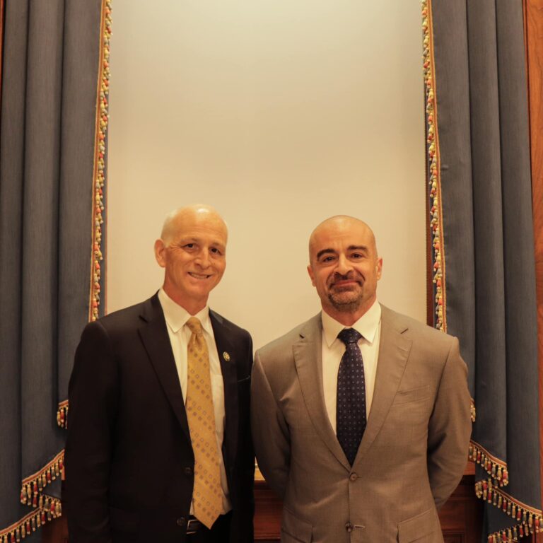 طالباني يشيد بالدعم الأمريكي للبيشمركه ويدعو لاستمرارها حماية لاستقرار المنطقة