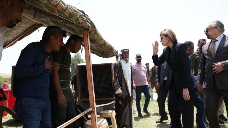 وزيرة الهجرة تشرف على عودة ٤٥٠ نازحاً إلى مناطق سكناهم الأصلية في الإسكندرية