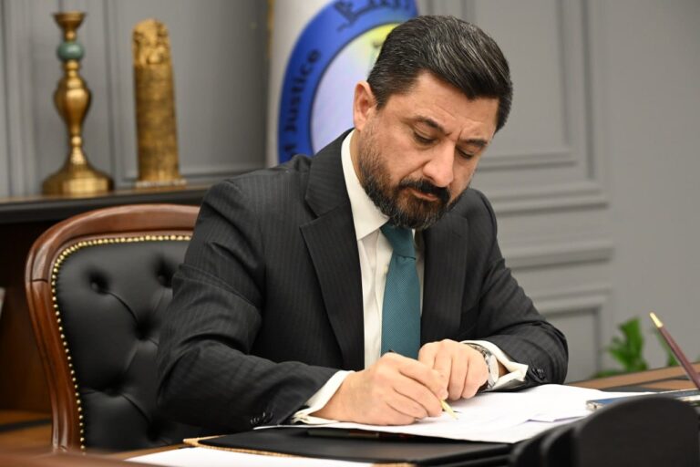 وزير العدل يصادق على توصيات لجنة إزالة الآثار السيئة عن الكرد الفيليين