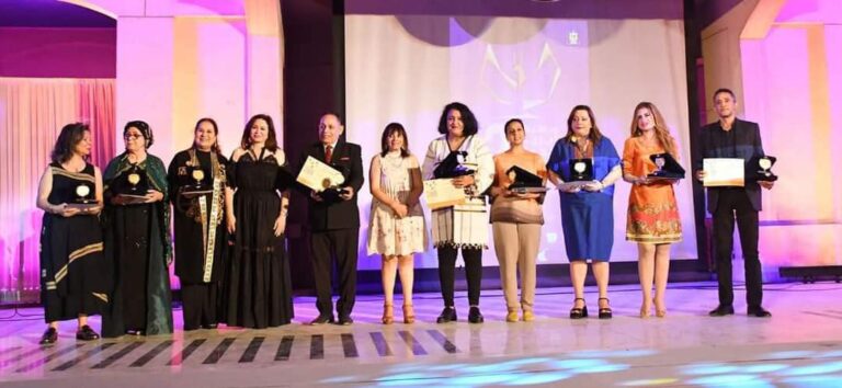 فنانات السليمانية يحظين بتكريم في مهرجان إيزيس الدولي لمسرح المرأة في مصر