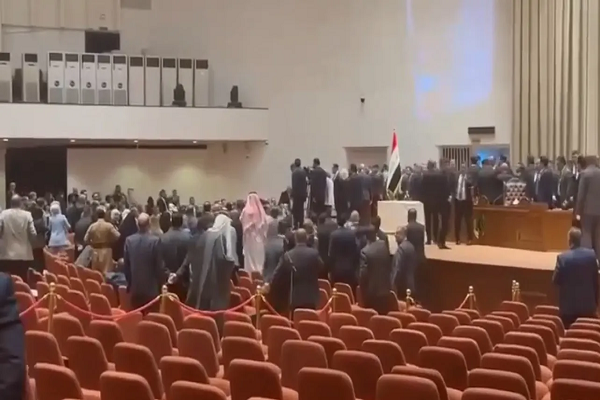 خبير قانوني : احقية البرلمان اجراء جولة ثالثة لاختيار احد المرشحين لرئاسته