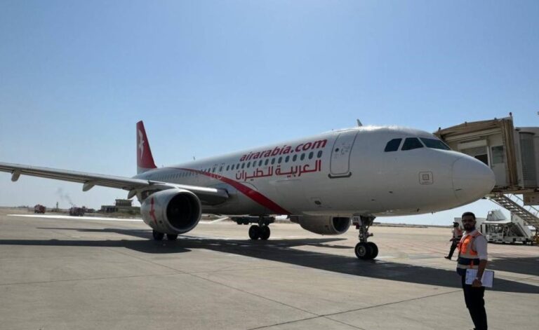 استئناف الرحلات الجوية بين مطاري البصرة والشارقة بعد توقف دام لسنوات