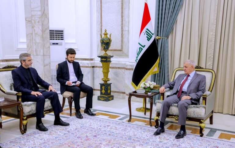 رئيس الجمهورية يؤكد على عمق العلاقات الثنائية بين بغداد وطهران