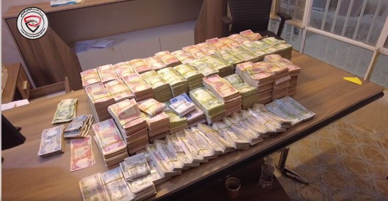 الأمن الوطني يلقي القبض على متهمين اثنين بحوزتهما مبالغ مالية معدة للتهريب