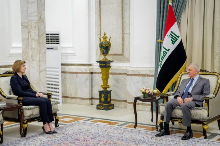 رئيس الجمهورية: ضرورة توفير بيئة مناسبة لإعادة النازحين إلى مناطقهم