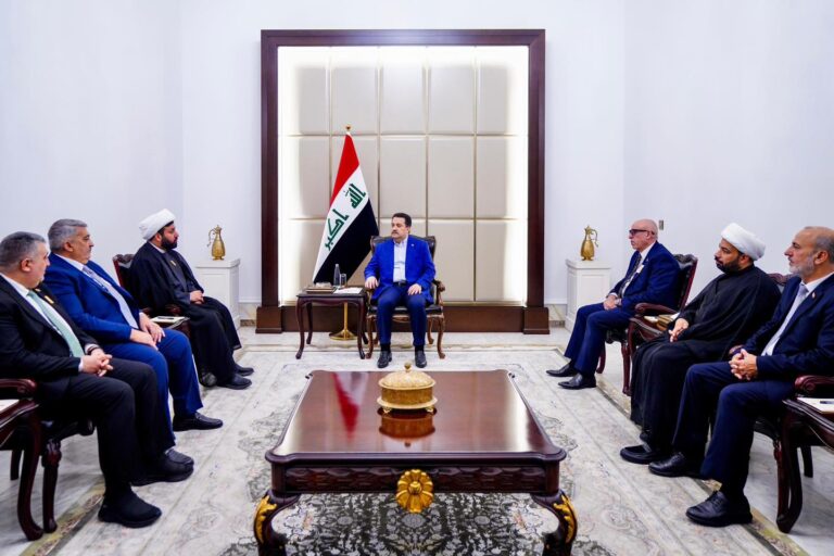 رئيس الوزراء: حصول هيئة الحج على المركز الأول يثبت همّة الفرق العاملة فيها