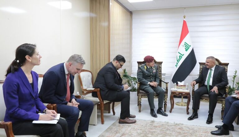 وزير الداخلية يجري سلسلة تفاهمات مع سفيري استراليا وتركيا وقائد حلف الناتو