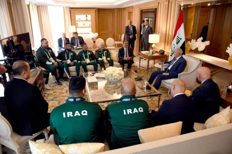 رئيس الجمهورية يستقبل المشاركين في أولمبياد باريس