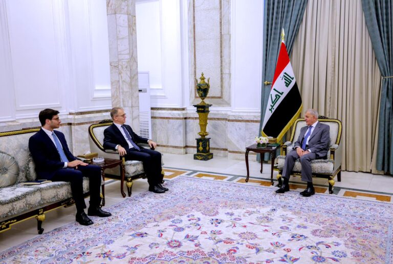 رئيس الجمهورية يستقبل السفير الإيطالي لبحث تعزيز العلاقات الثنائية