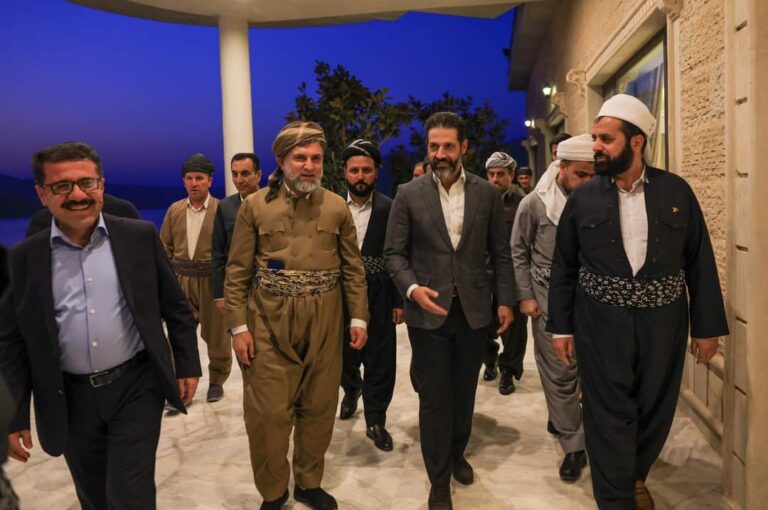 طالباني يدعو علماء الدين إلى النهوض بدورهم في تدعيم السلم الأهلي