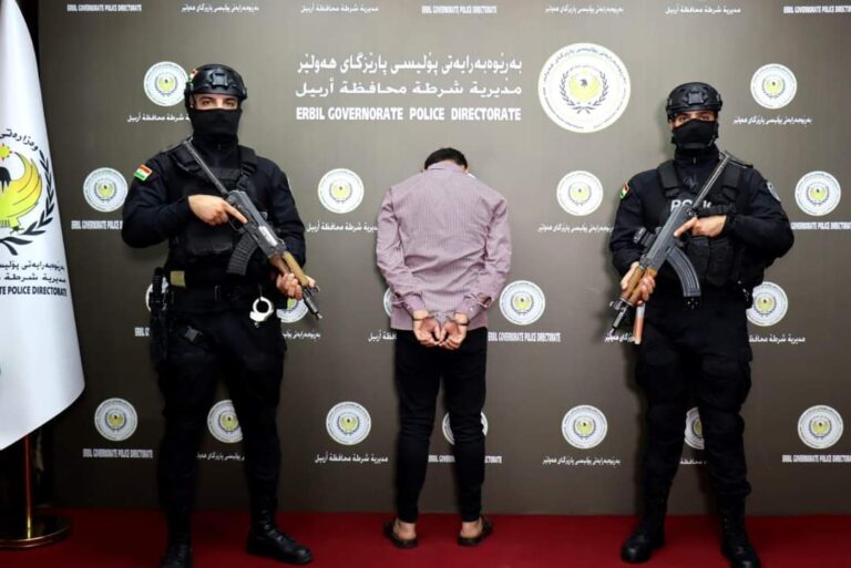 أدين بتصوير المئات من ضحاياه.. إعادة اعتقال نصاب انتحل صفة طبيب تجميل