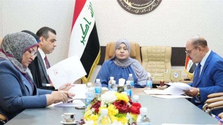 مناقشة تعديلات على قانون الصحفيين بحضور النقيب