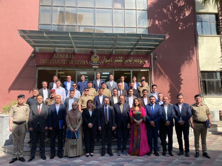 يونسكو العراق تدرب ضباطا على بروتوكولات سلامة الصحفيين أثناء تغطية الأحداث