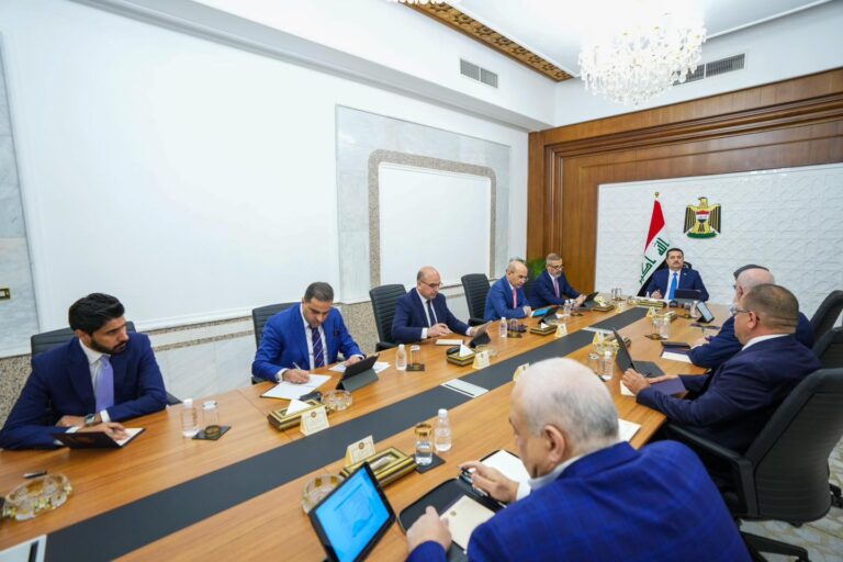 السوداني يتابع خطوات المباشرة بمشروع إيدوبا للأبنية المدرسية