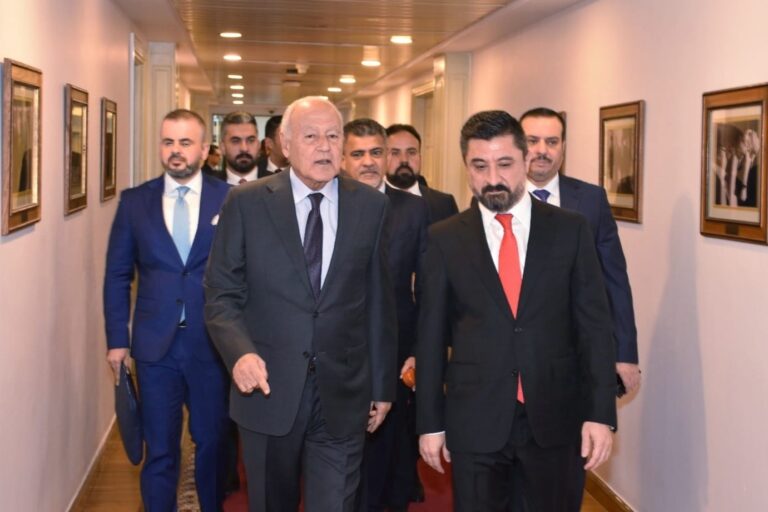 وزير العدل وأمين عام الجامعة العربية يبحثان دور المؤسسات العدلية والقانونية