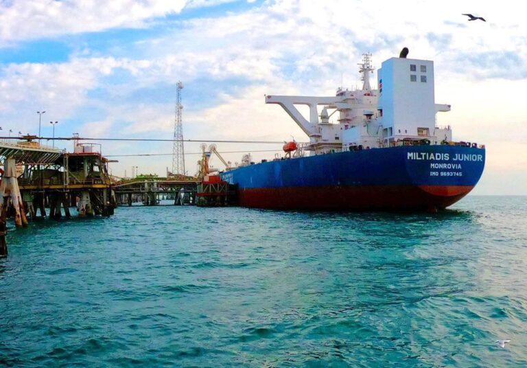 النفط تعلن عن الكميات المصدرة من النفط الخام لشهر تشرين الأول الماضي