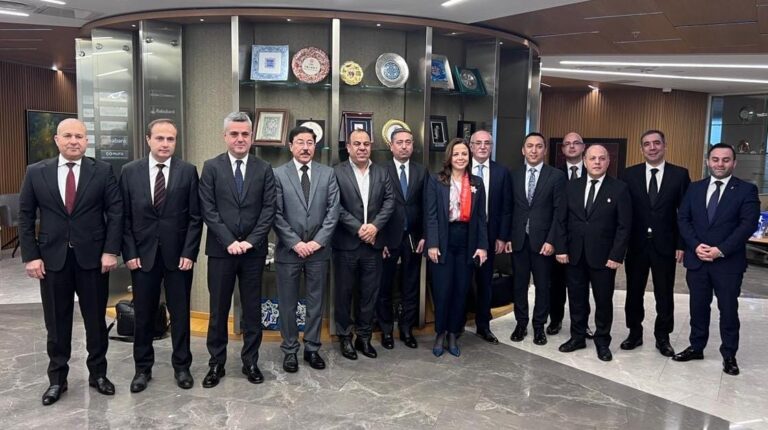 البنك المركزي يحث على فتح حسابات للمصارف العراقية في تركيا